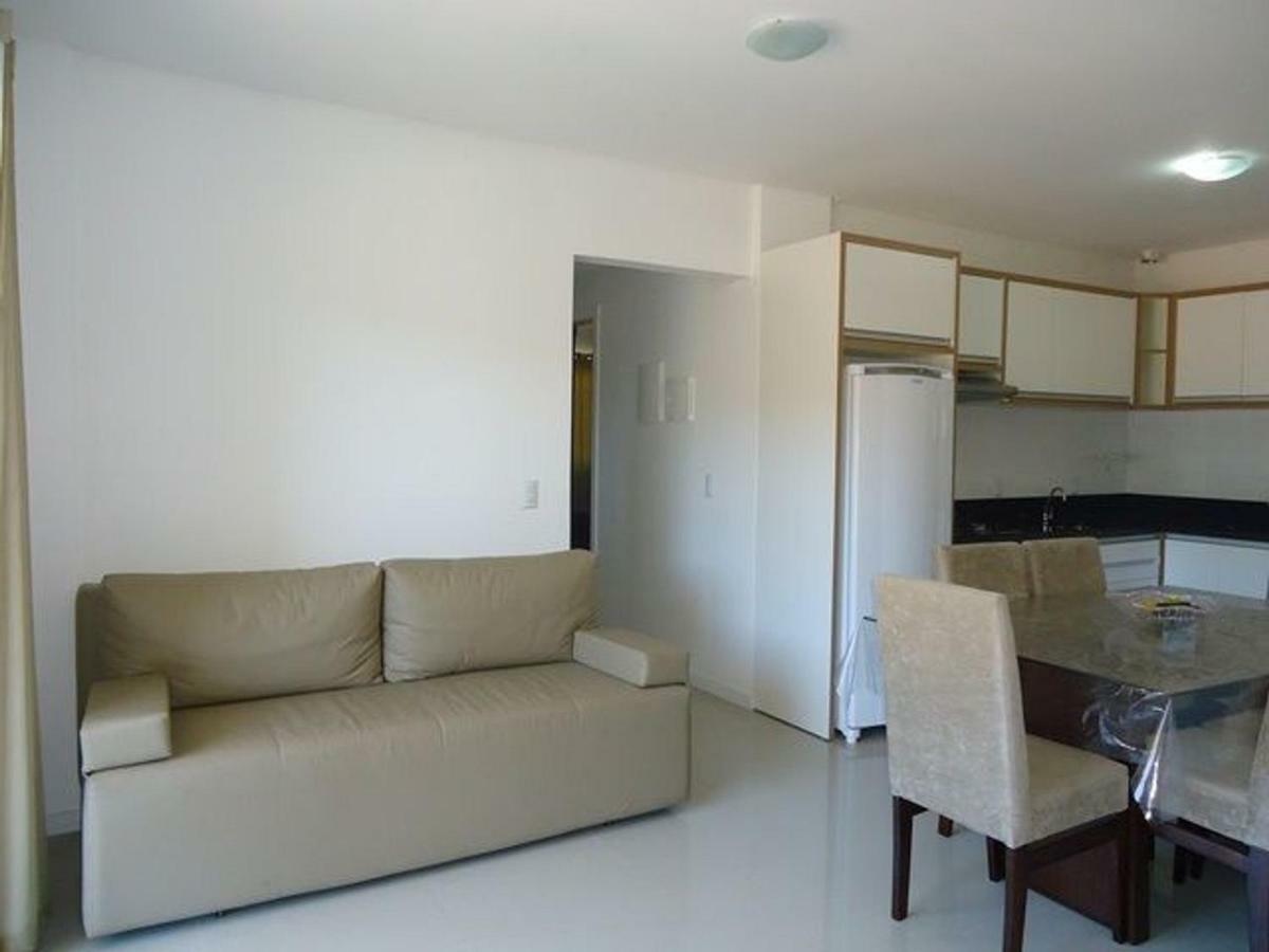 Res. Antonio Pinheiro. Apartamento com 2 dormitórios. Bombinhas Exterior foto