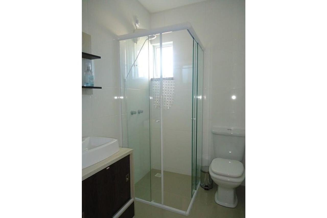 Res. Antonio Pinheiro. Apartamento com 2 dormitórios. Bombinhas Exterior foto